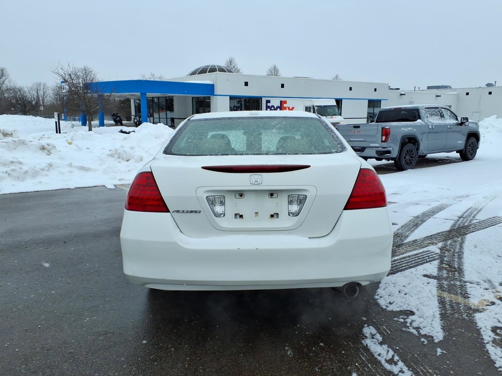 Used 2007 Honda Accord EX-L image 8