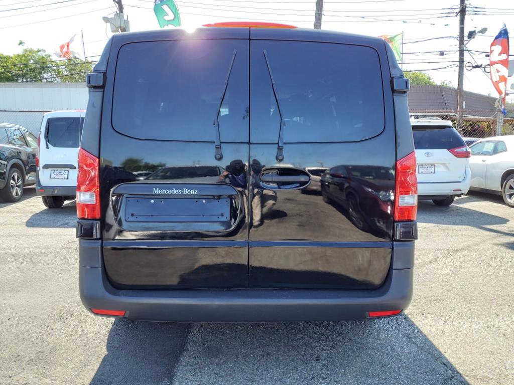 Used 2019 Mercedes-Benz Metris Passenger image 5