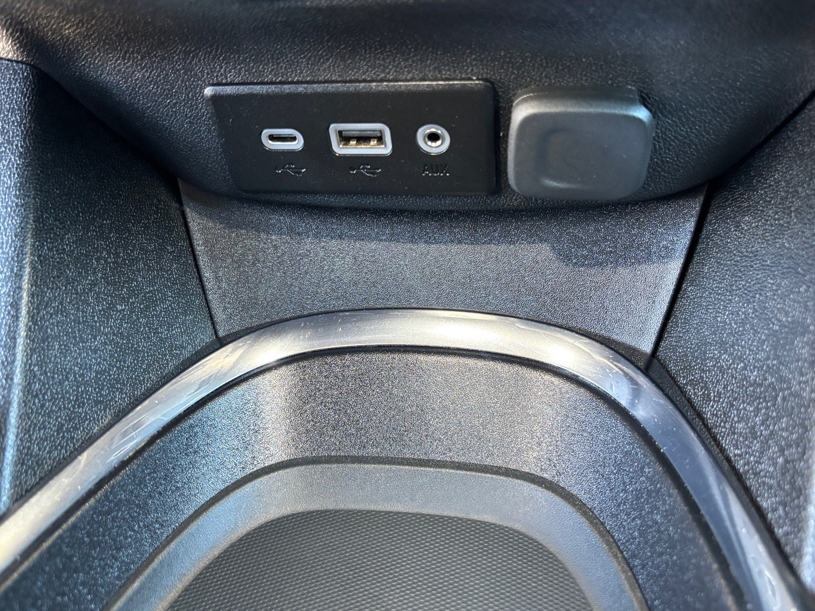 Used 2024 Chevrolet Malibu LT FWD image 15