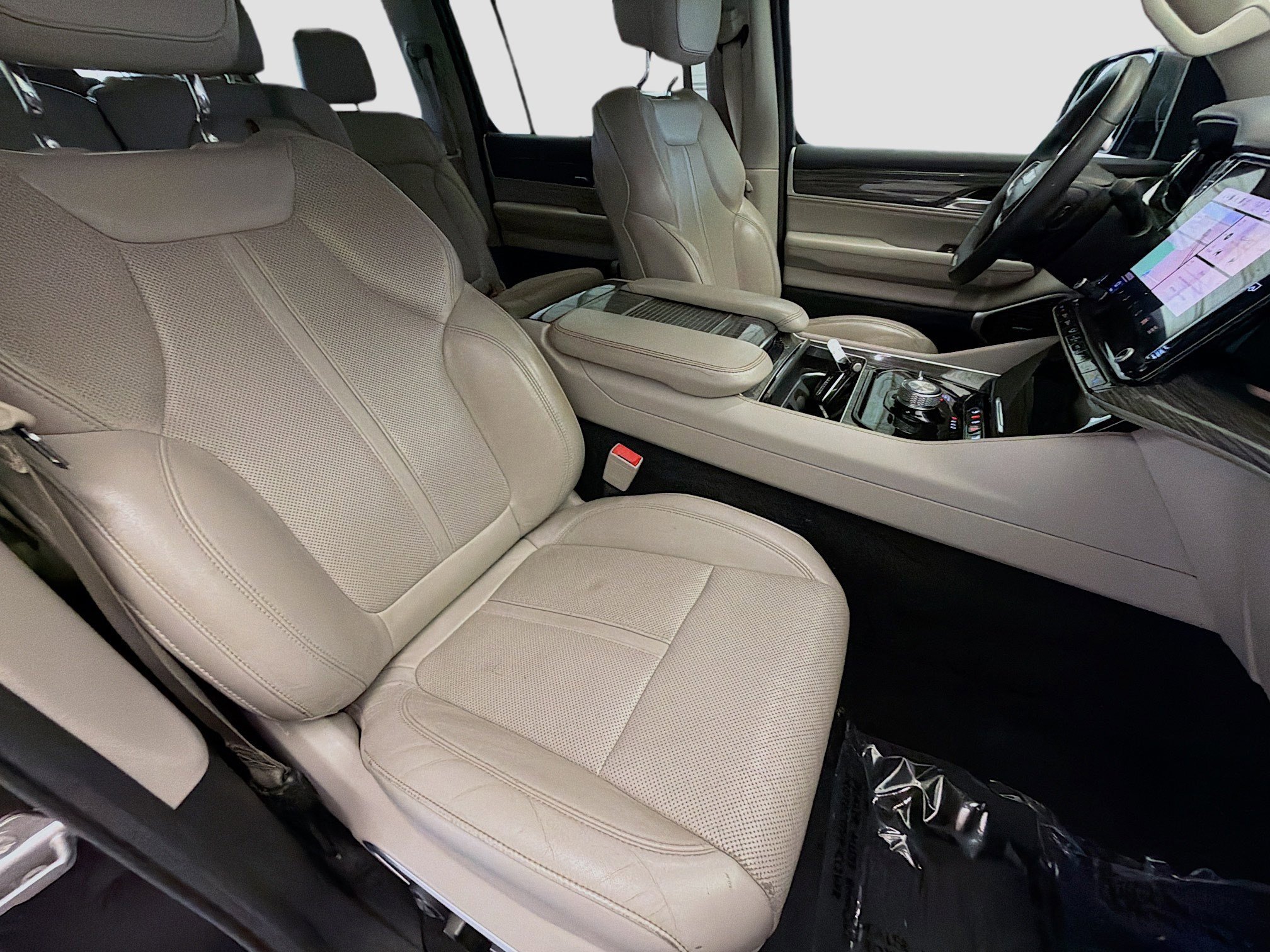 Used 2022 Jeep Wagoneer Series II image 16