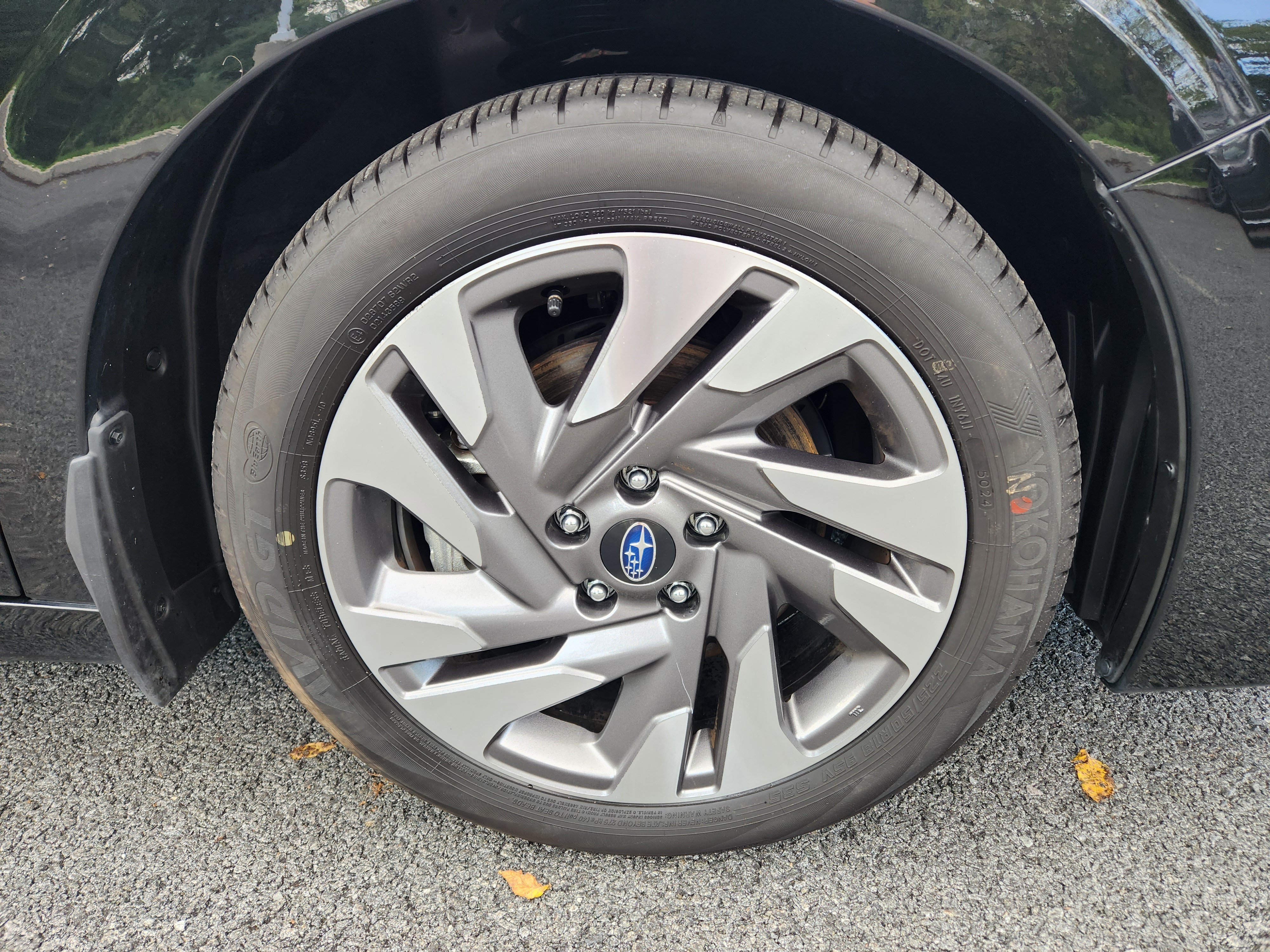 Certified 2025 Subaru Legacy Limited AWD/4WD image 7