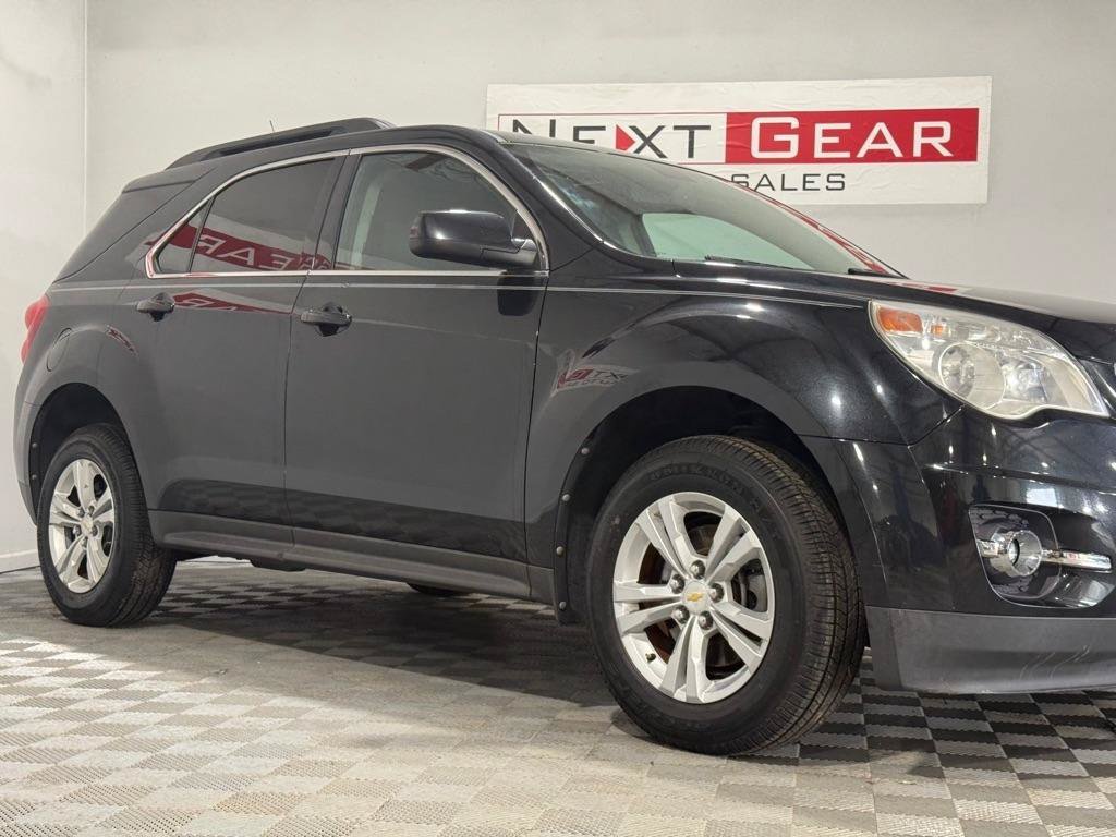 Used 2010 Chevrolet Equinox LT FWD image 2