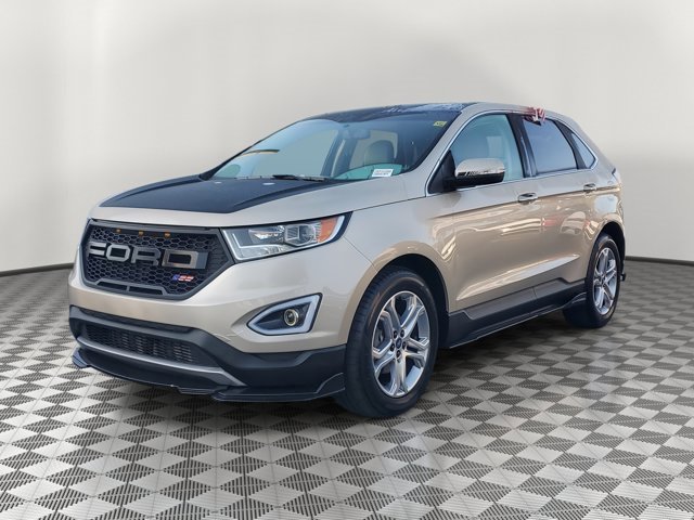 Certified 2018 Ford Edge Titanium image 3