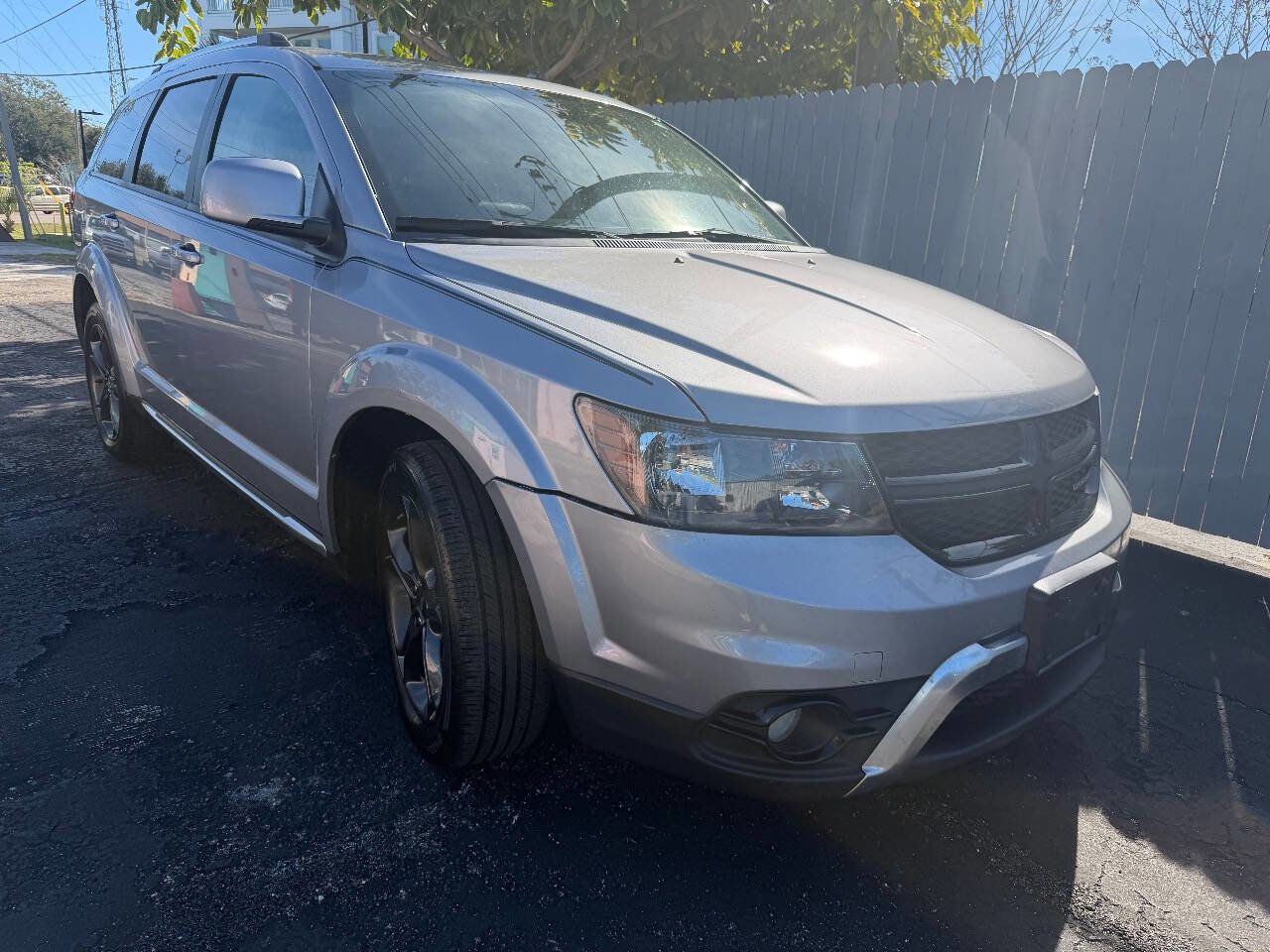 Used 2018 Dodge Journey Crossroad image 1