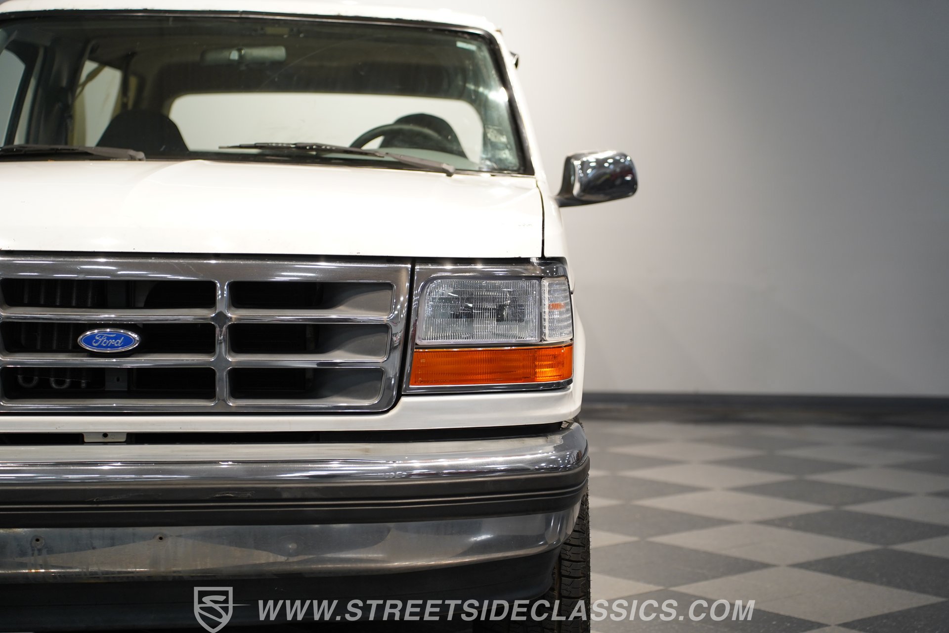Used 1995 Ford Bronco XLT AWD/4WD image 21