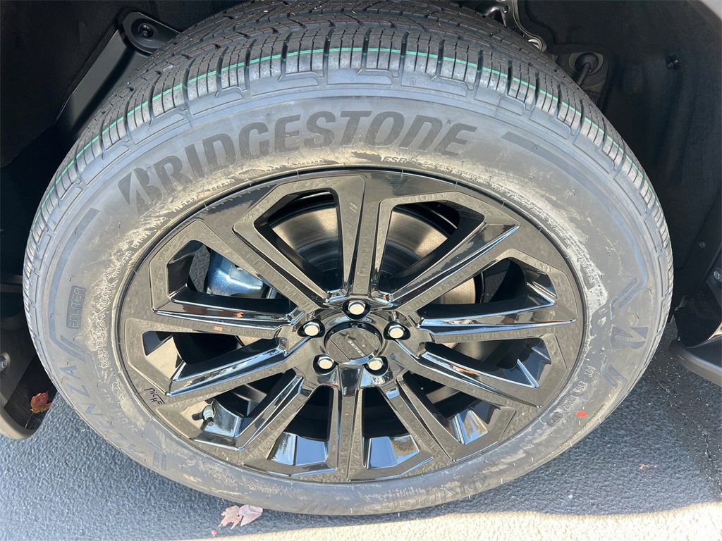 New 2026 Toyota Highlander XLE image 17