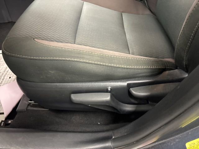 Used 2017 Toyota Corolla LE w/ Carpet Mat Package (TMS) FWD image 21