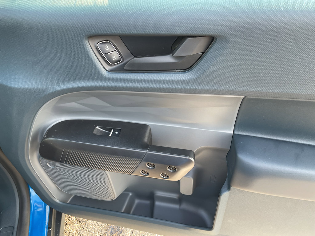 New 2025 Ford Maverick XLT w/ XLT Luxury Package image 32