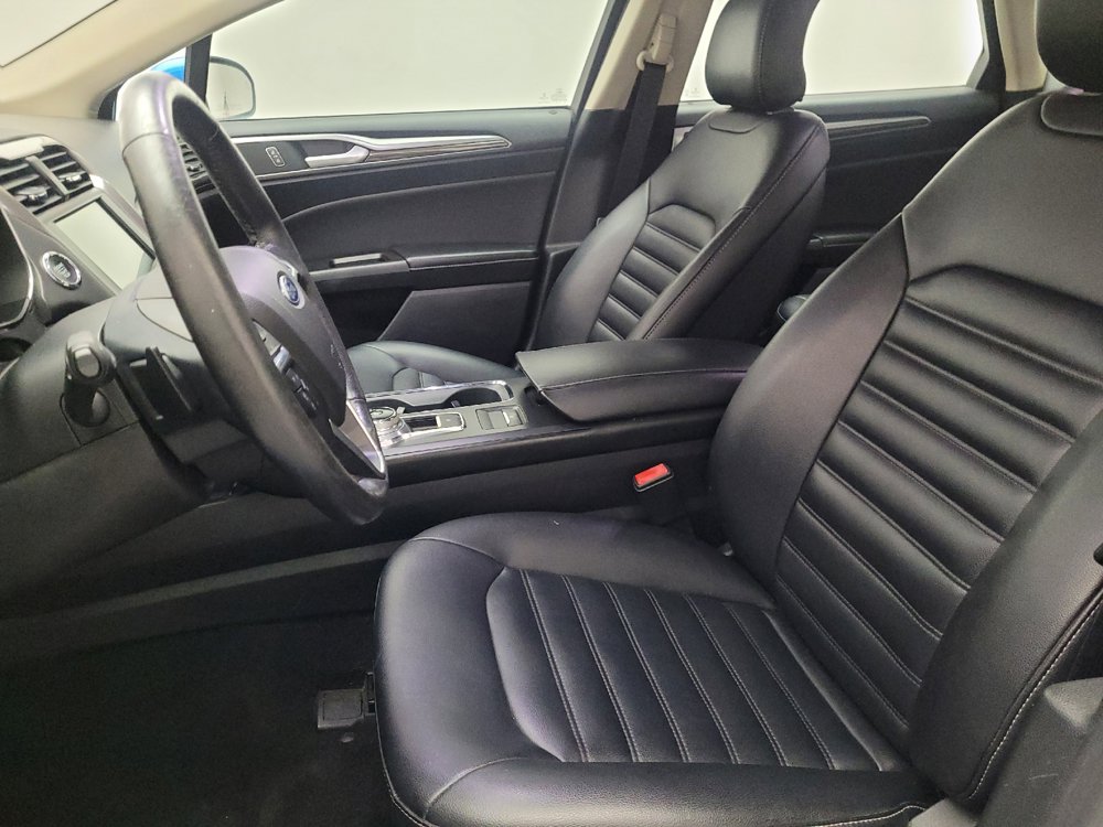 Used 2019 Ford Fusion SEL FWD image 17