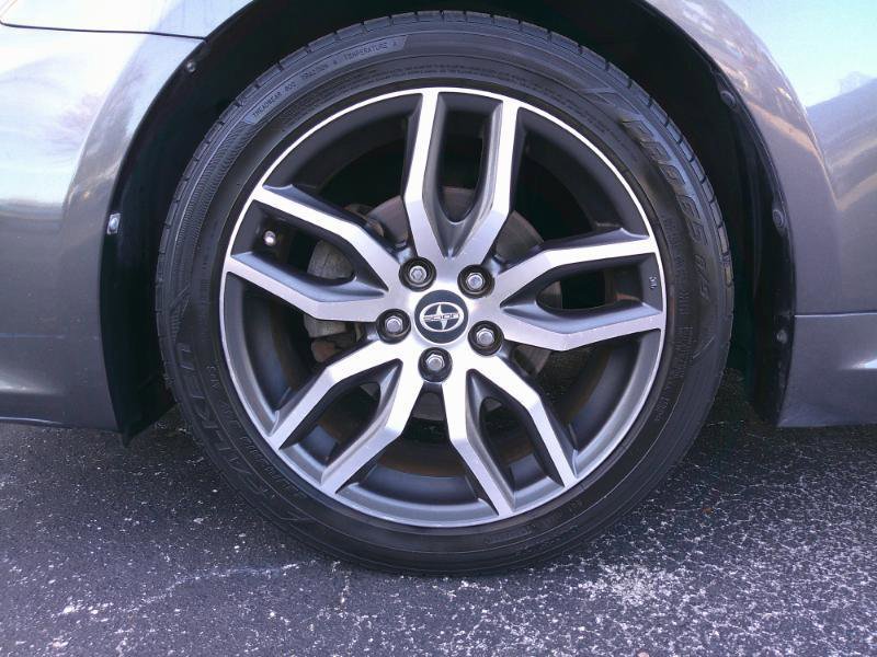 Used 2015 Scion tC FWD image 24