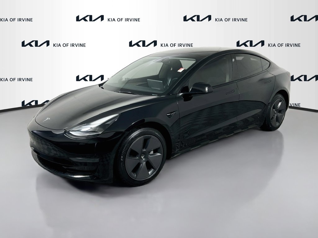 Used 2023 Tesla Model 3 Standard Range RWD image 3