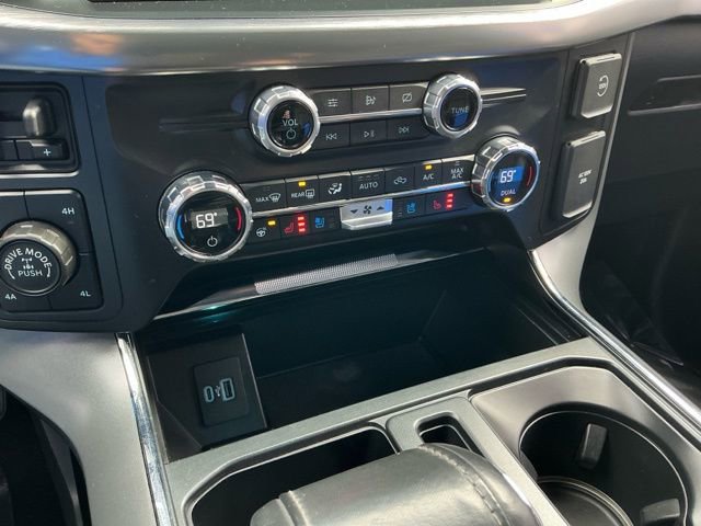 Used 2021 Ford F150 Lariat w/ Equipment Group 502A High image 18