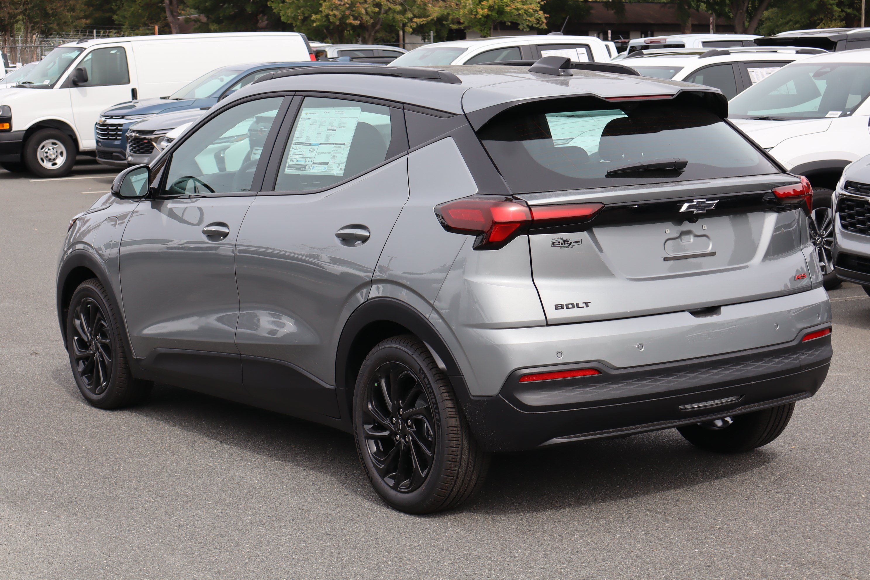 New 2027 Chevrolet Bolt RS w/ Technology Package FWD image 7