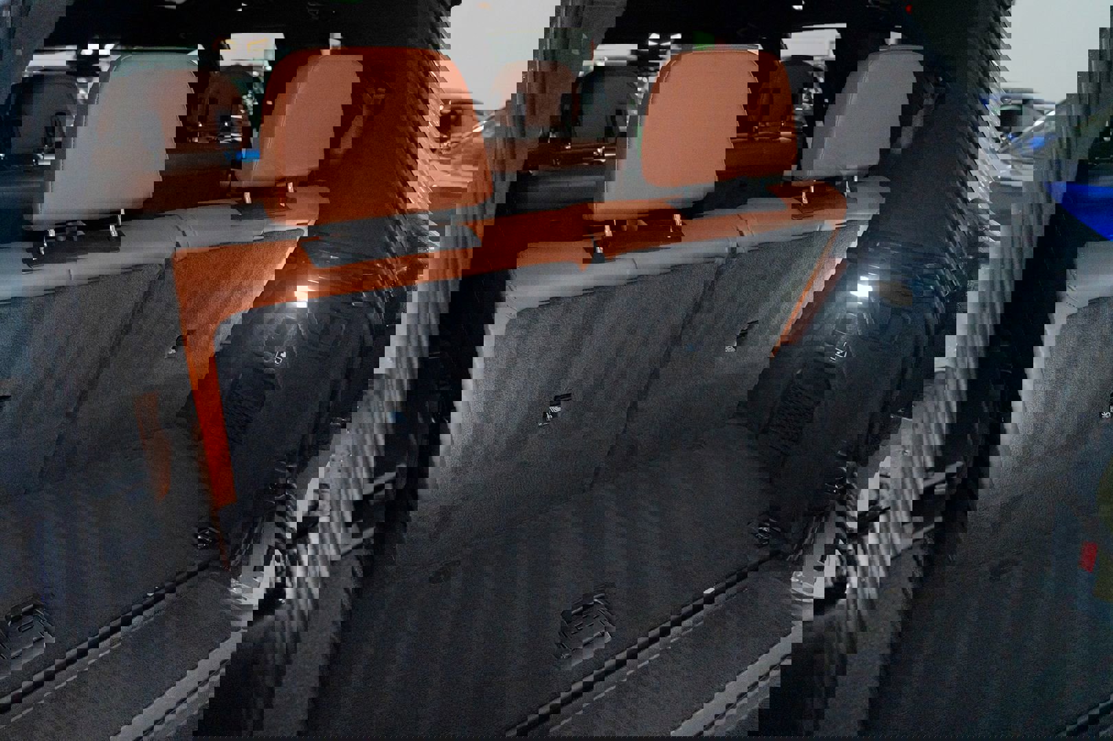 Used 2023 BMW X7 M60i image 41