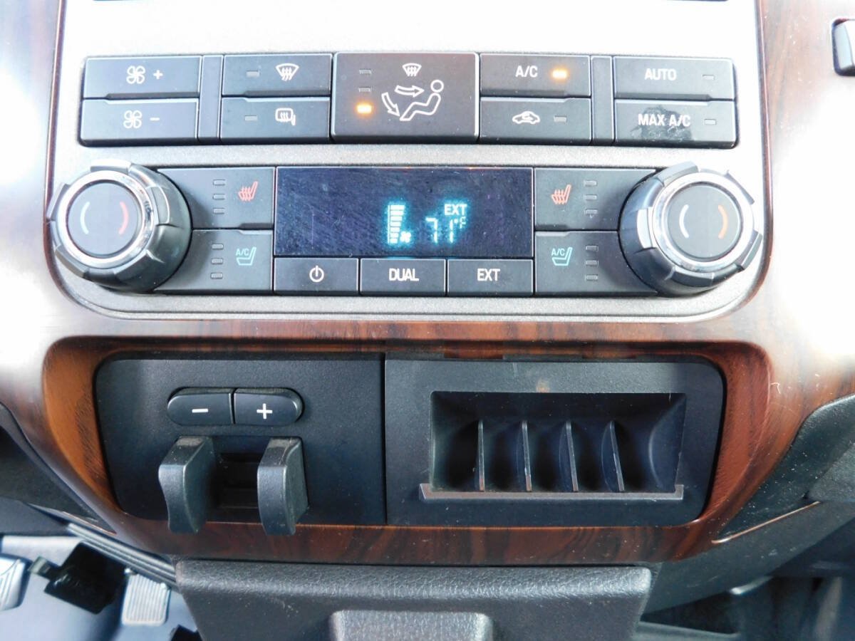 Used 2011 Ford F350 Lariat w/ Lariat Ultimate Pkg AWD/4WD image 14