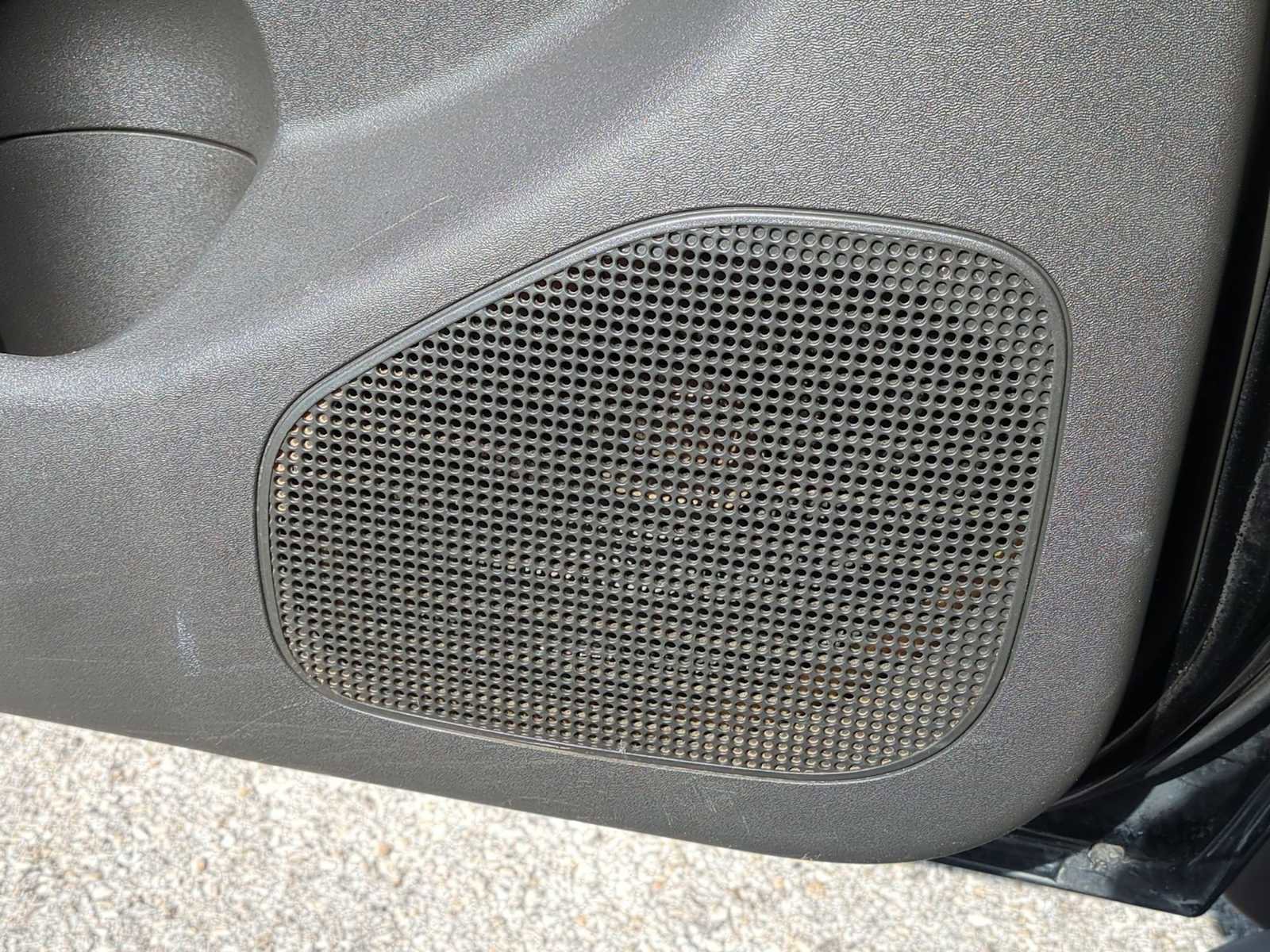 Used 2012 Nissan Pathfinder SV image 22