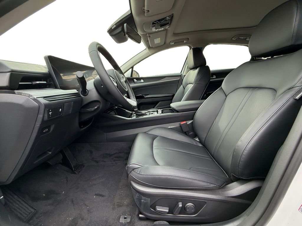 New 2026 Kia K5 EX FWD image 9