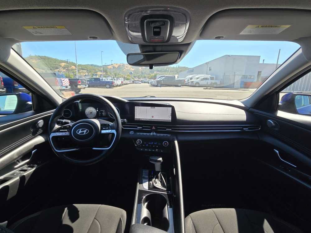 Used 2024 Hyundai Elantra SEL w/ Convenience Package FWD image 15