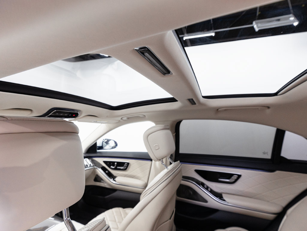 Used 2025 Mercedes-Benz S 580e 4MATIC Sedan image 25