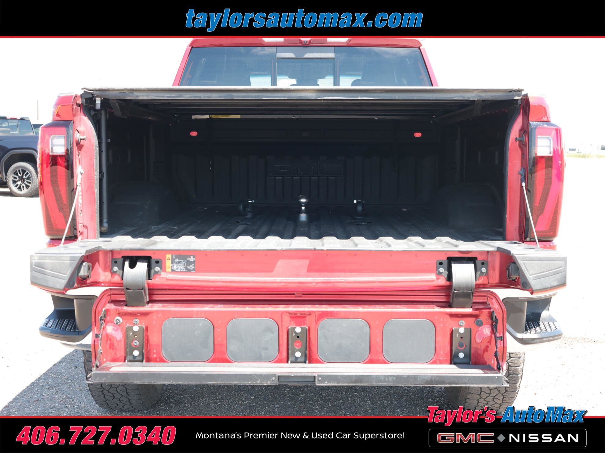 Used 2024 GMC Sierra 2500 SLT w/ SLT Premium Package AWD/4WD image 46