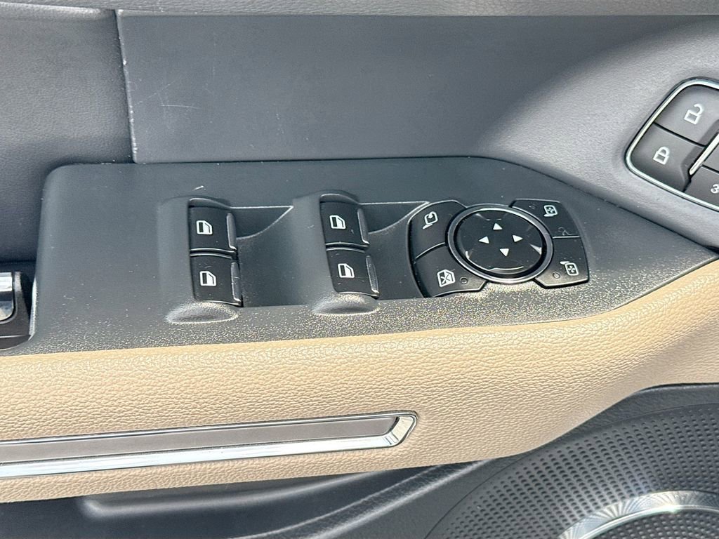 Used 2024 Ford Expedition Limited image 19