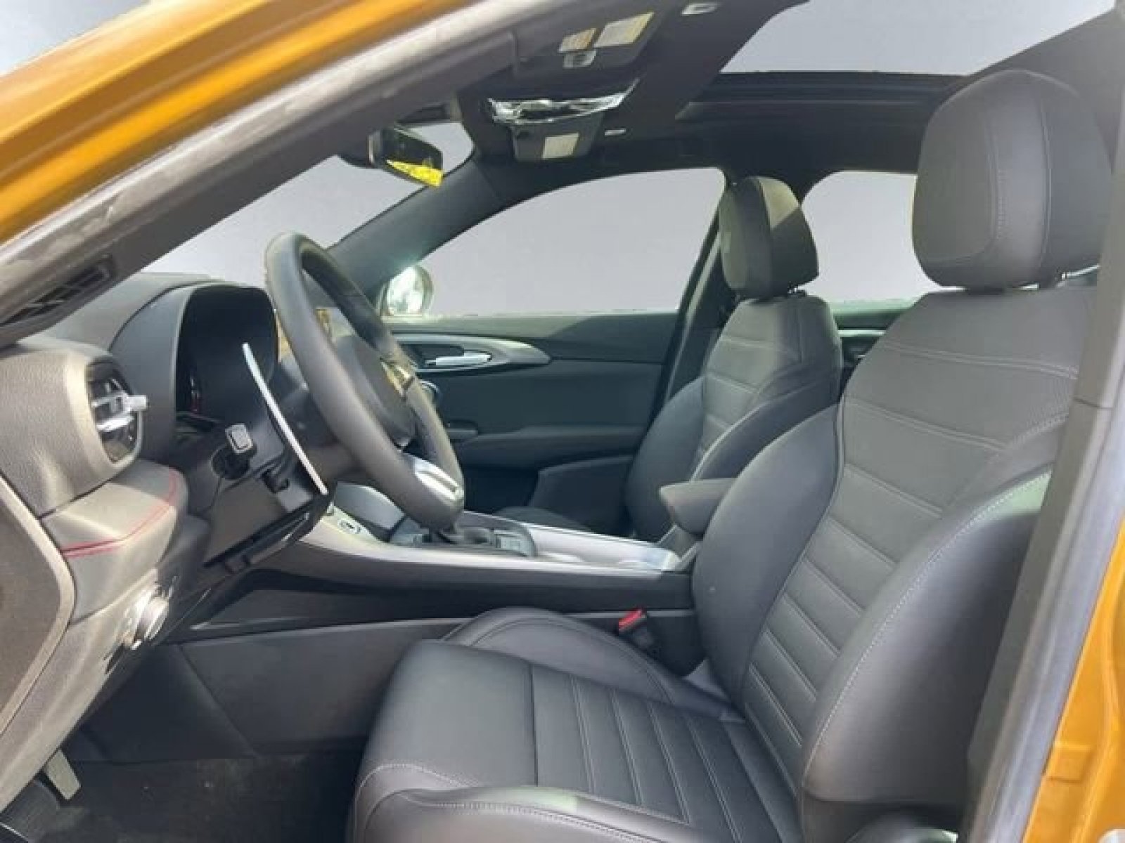 Used 2024 Dodge Hornet R/T Plus w/ Tech Pack Plus w/o Parking image 6