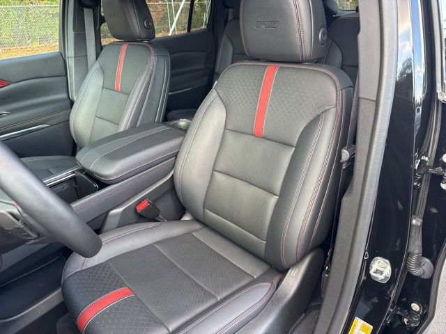 Used 2024 Chevrolet Traverse RS image 11