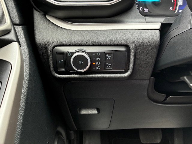 Used 2023 Ford Explorer XLT w/ Equipment Group 202A image 32