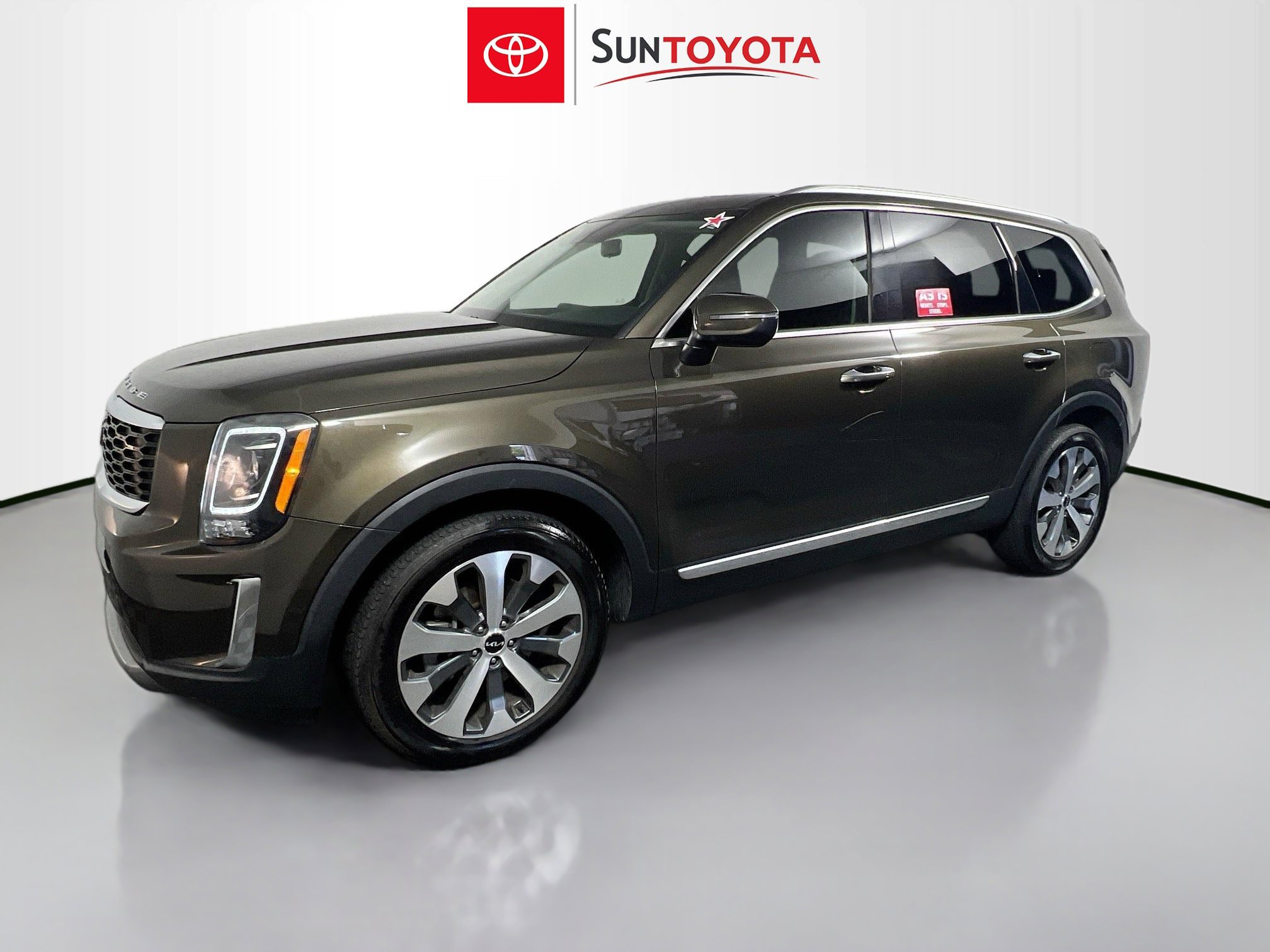 Used 2022 Kia Telluride S FWD image 9