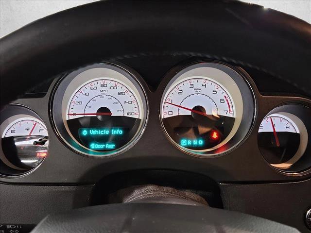 Used 2014 Dodge Challenger R/T Plus image 10