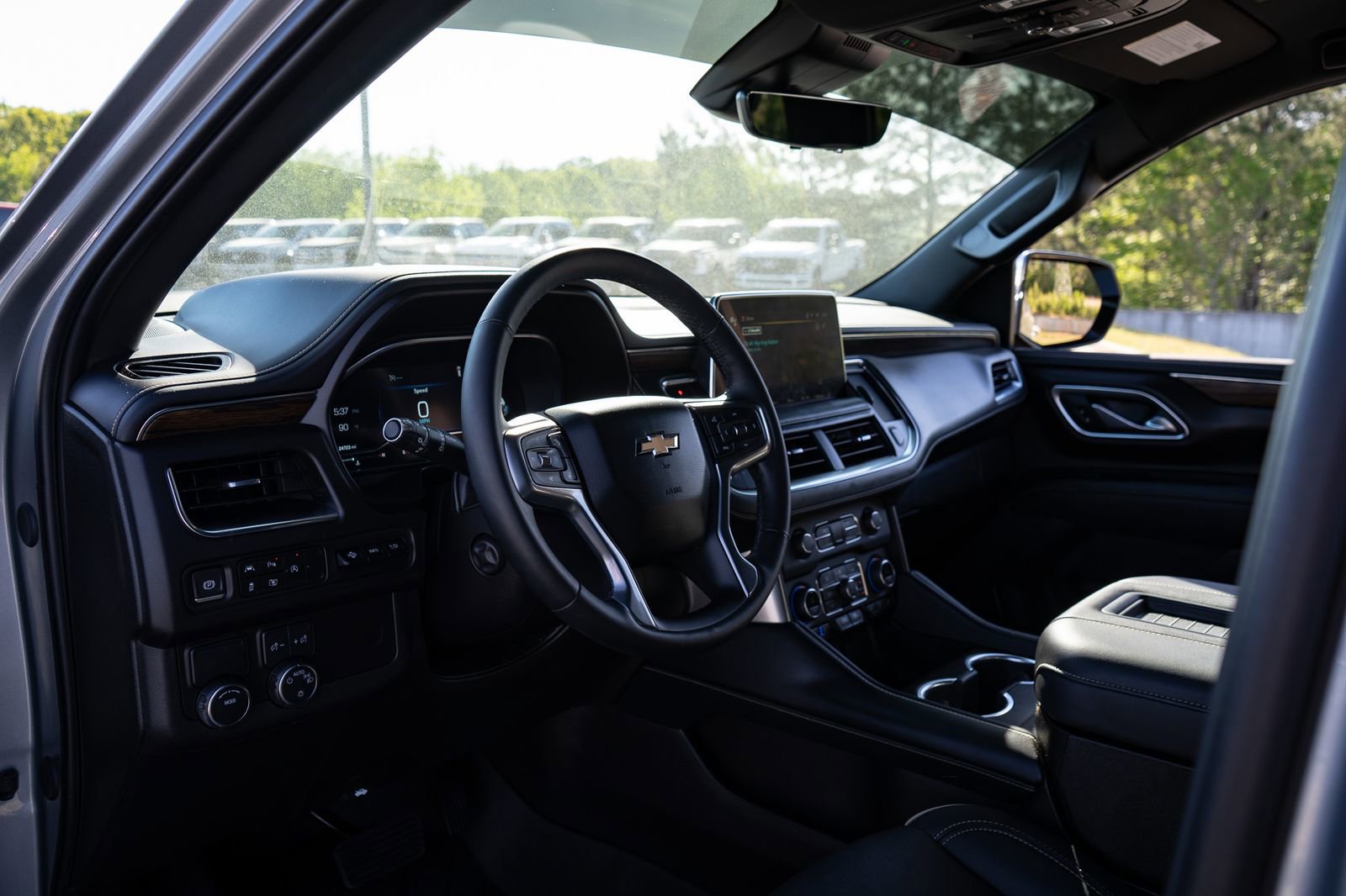 Used 2024 Chevrolet Tahoe Premier RWD image 13