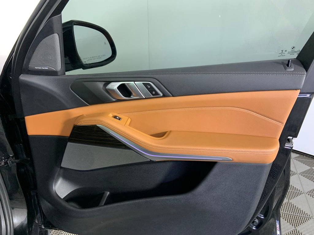 Used 2019 BMW X5 xDrive40i w/ Convenience Package AWD/4WD image 25