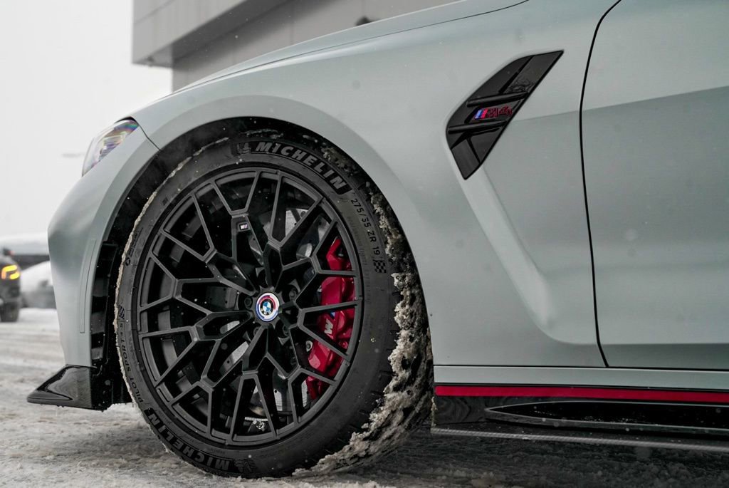 Used 2023 BMW M4 CSL image 13