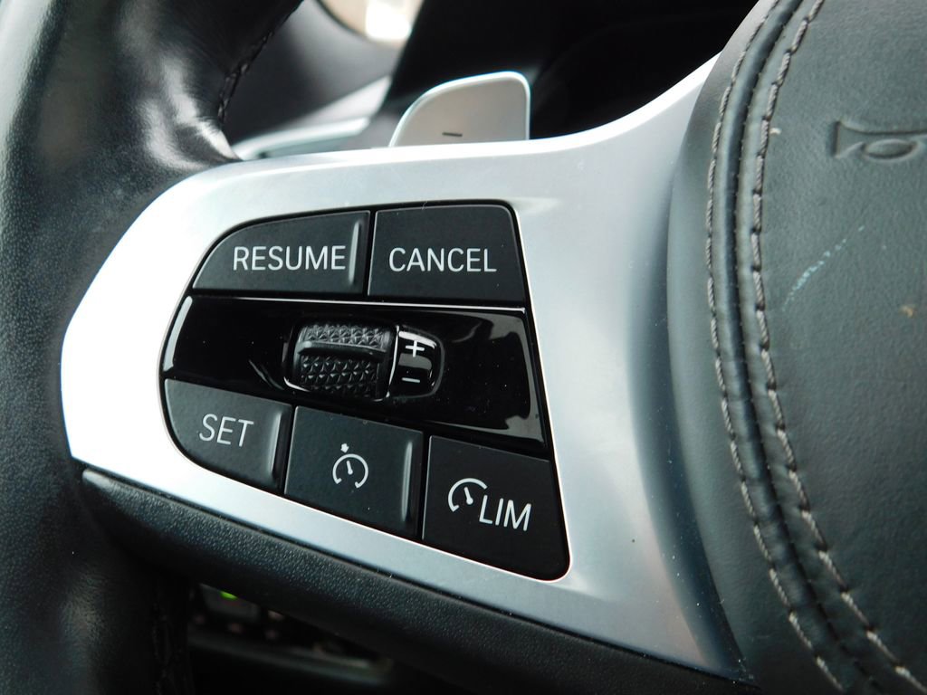 Used 2021 BMW X5 M50i w/ Premium Package image 28