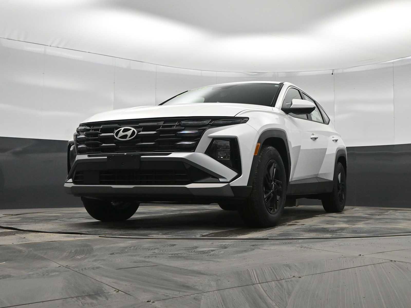 New 2026 Hyundai Tucson SE image 32