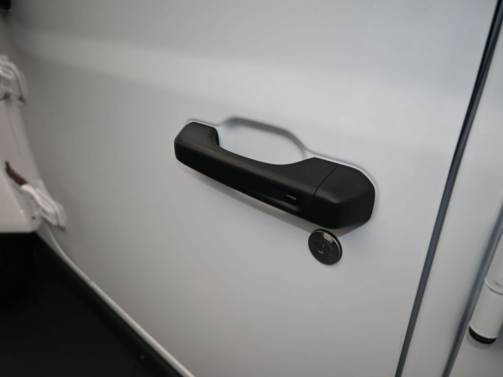Used 2025 Jeep Wrangler Unlimited Rubicon image 26