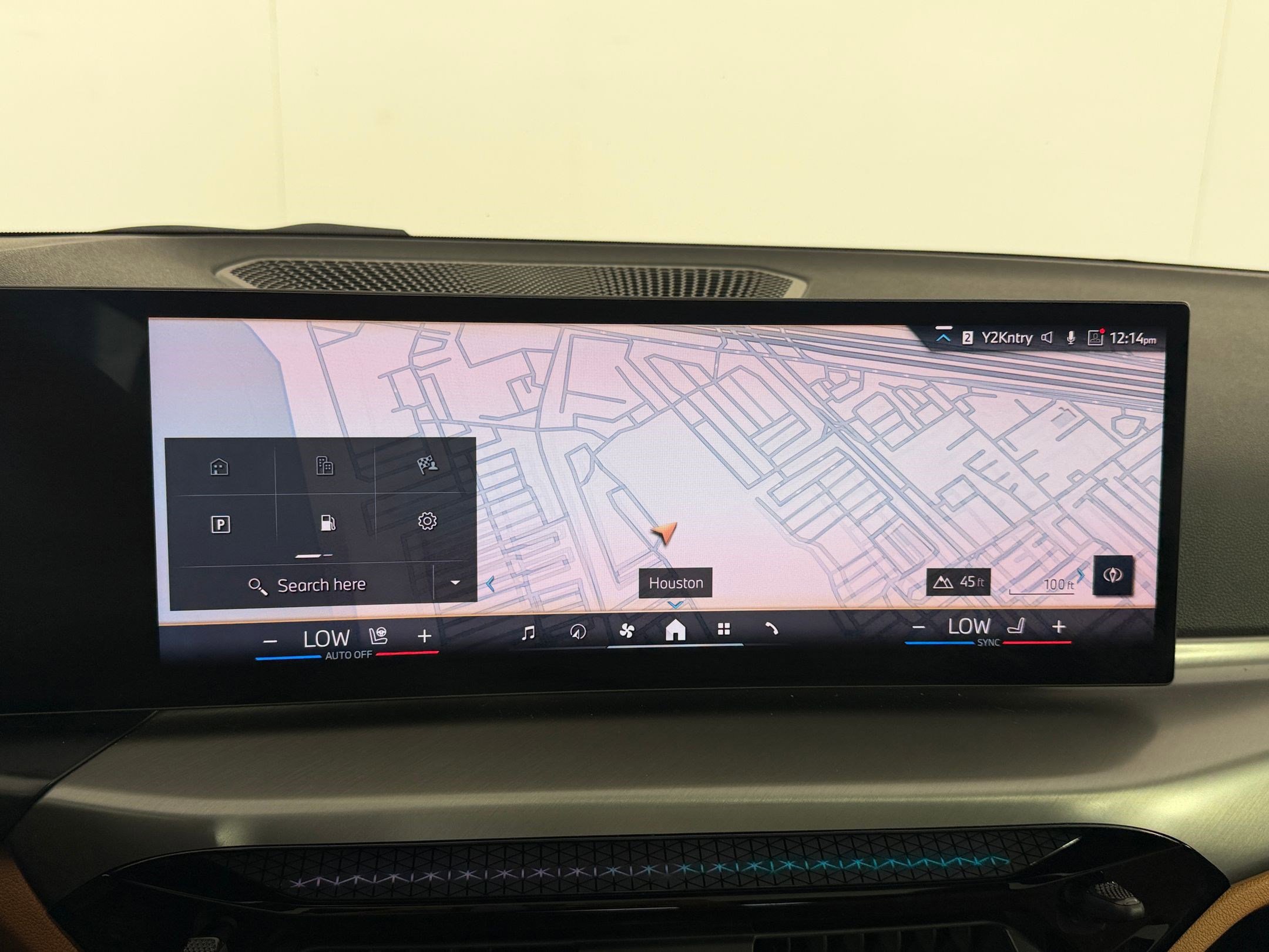 Used 2026 BMW 330i Sedan w/ M Sport Package image 27