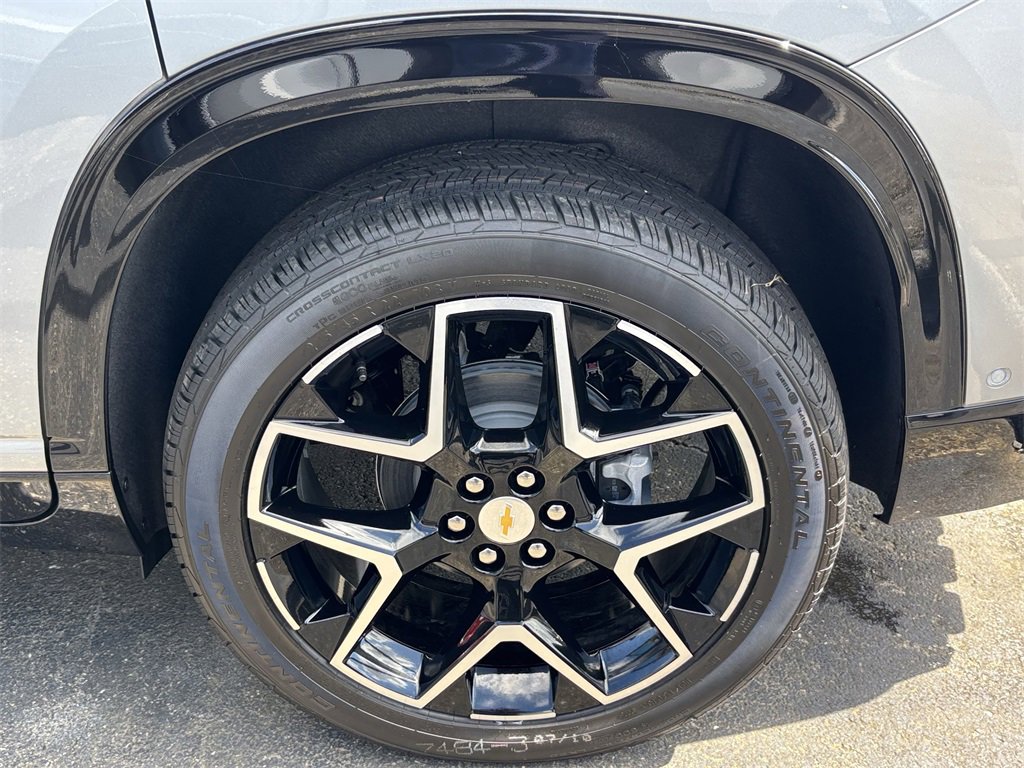 New 2026 Chevrolet Traverse High Country w/ LPO, Floor Liner Package image 10