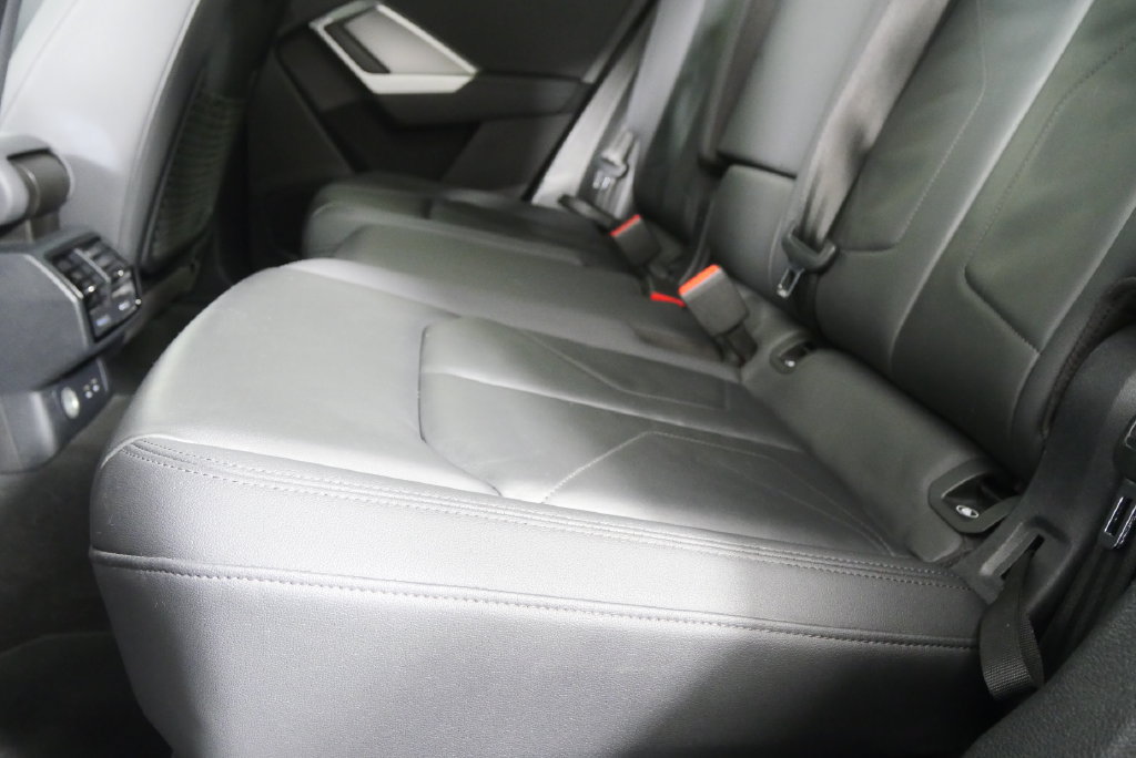 Used 2020 Audi Q3 2.0T Premium AWD/4WD image 14