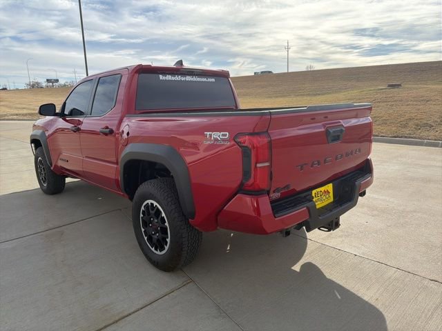 Used 2024 Toyota Tacoma TRD Off-Road image 5