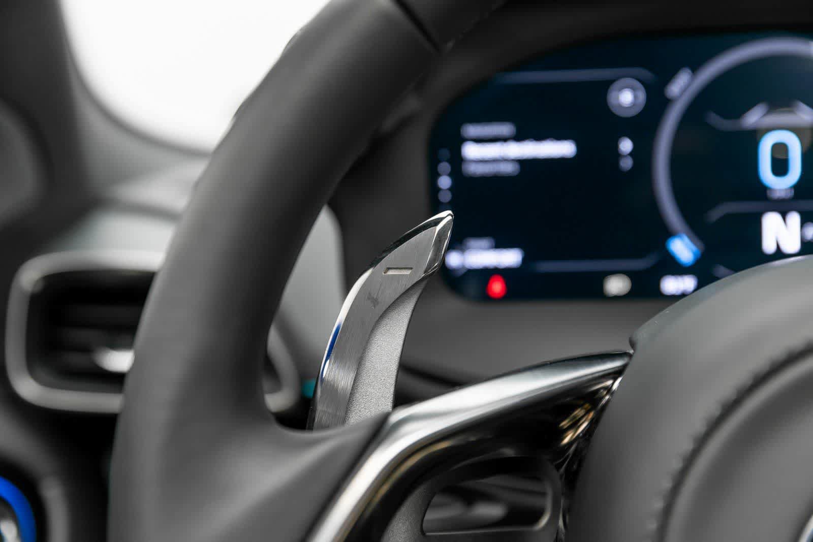 New 2025 McLaren Artura Spider RWD image 28