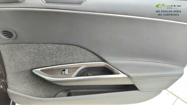 Used 2024 Lucid Air Touring image 23