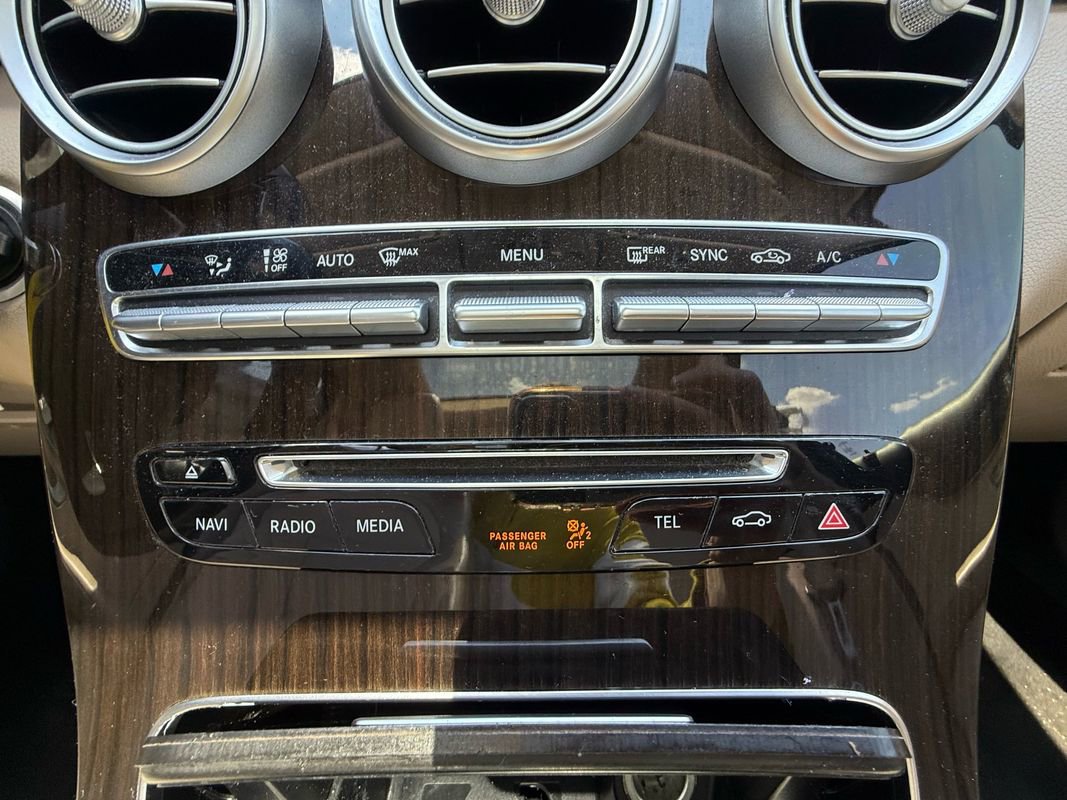 Used 2016 Mercedes-Benz GLC 300 4MATIC image 16