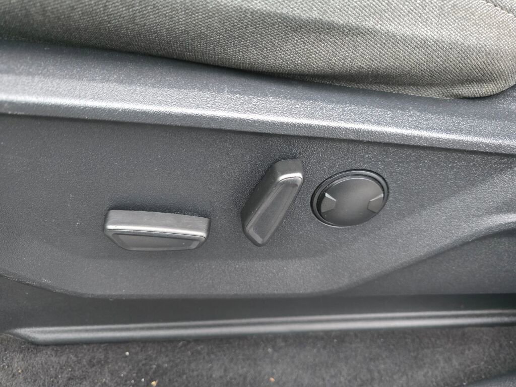 Certified 2023 Ford F150 XLT w/ Equipment Group 302A High image 21