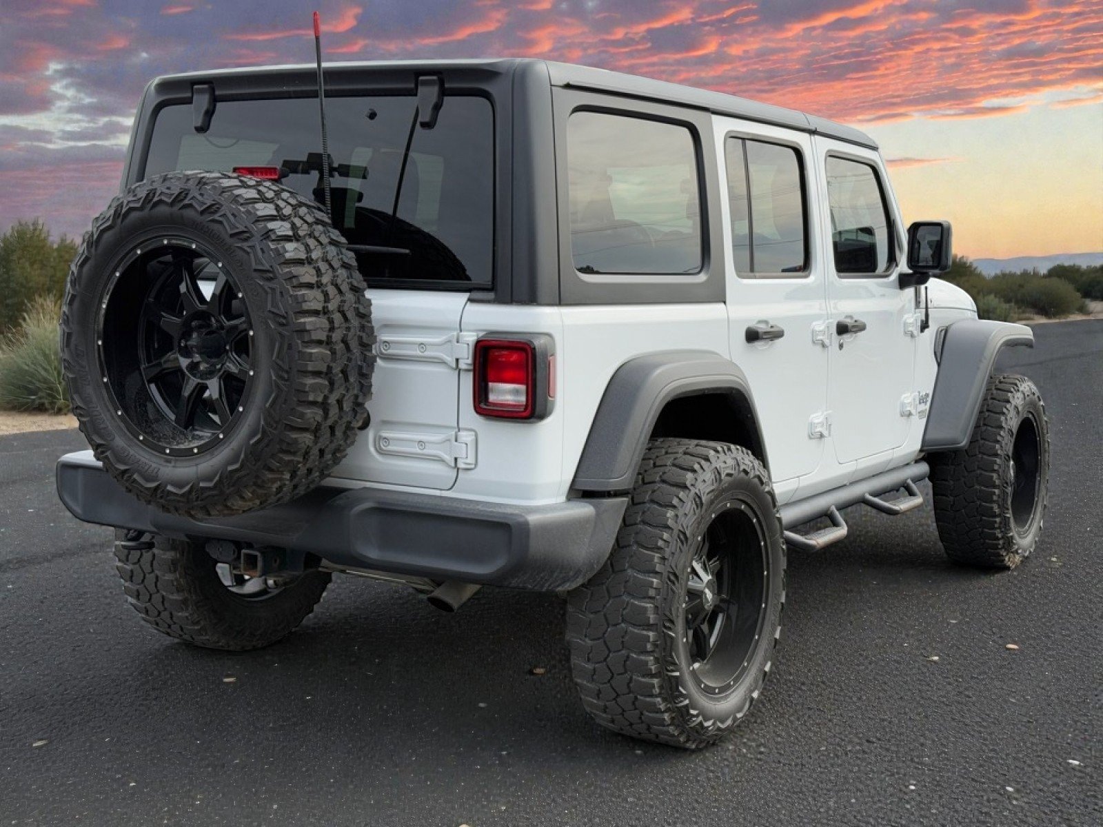 Used 2018 Jeep Wrangler Unlimited Sport S image 8