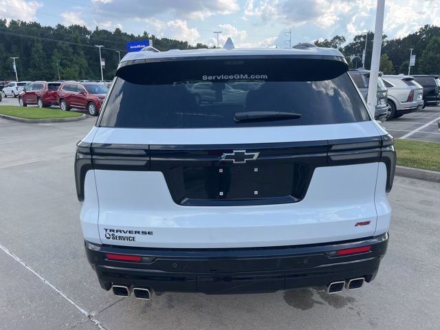 New 2026 Chevrolet Traverse RS w/ LPO, Floor Liner Package FWD image 5