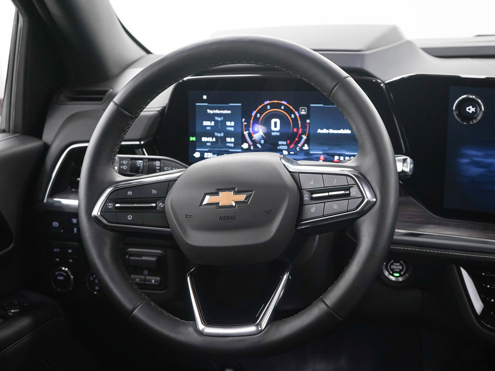 Used 2025 Chevrolet Tahoe Premier AWD/4WD image 20