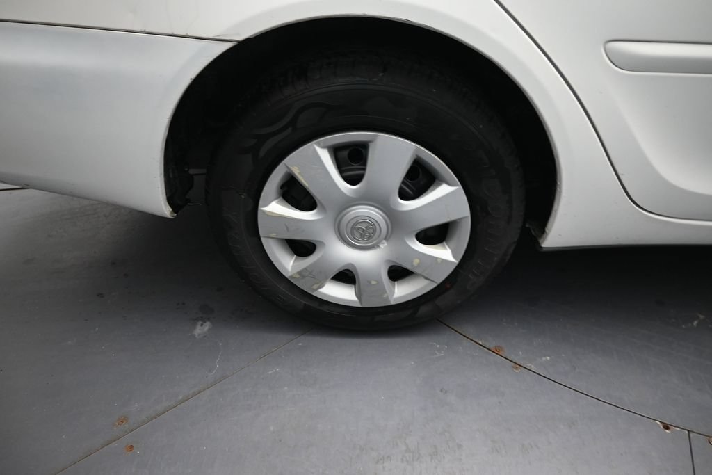 Used 2003 Toyota Camry LE FWD image 16