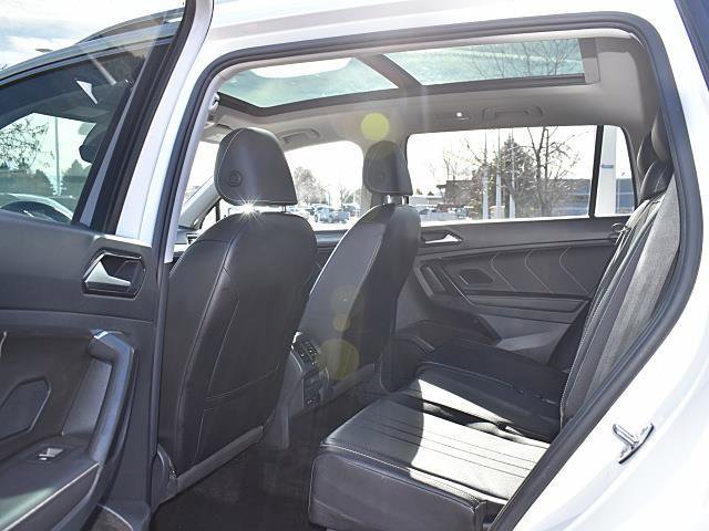 Used 2023 Volkswagen Tiguan SE w/ Panoramic Sunroof Package image 13