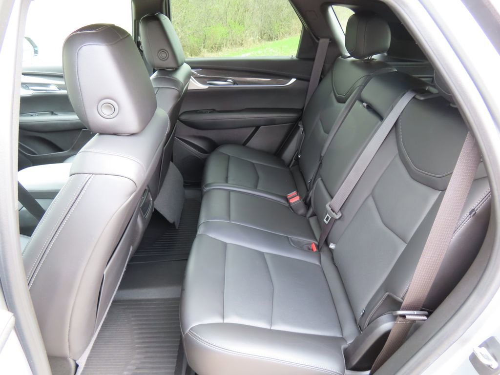 Certified 2024 Cadillac XT5 Sportv w/ Technology Package image 29